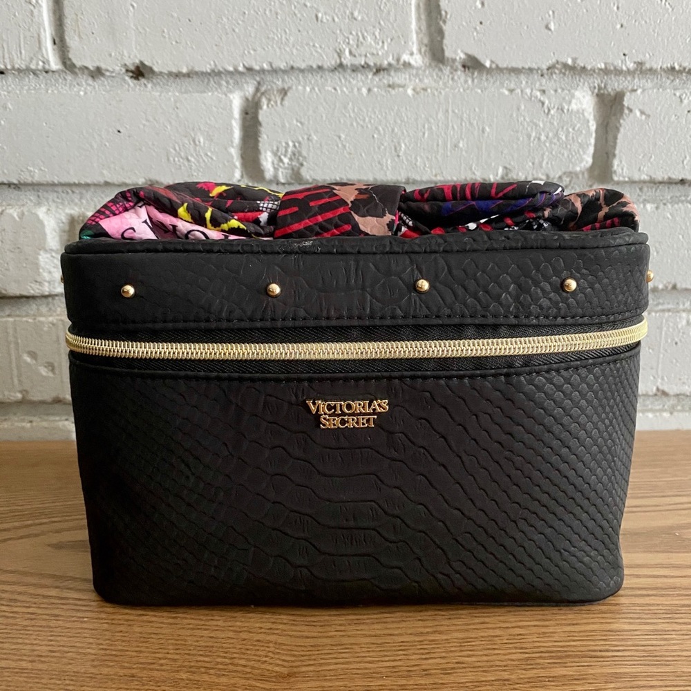 Victoria’s Secret soft sided train case
